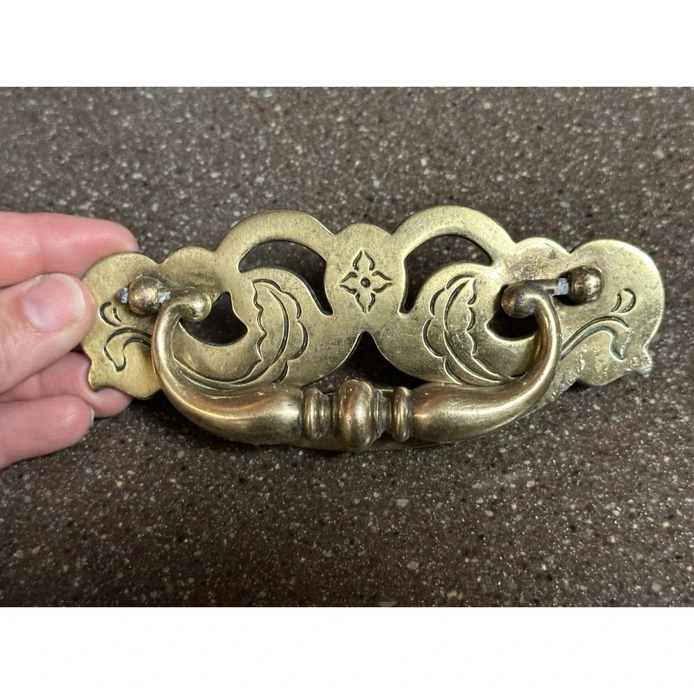 VTG Keeler Brass Company Chippendale Bail Handle 4.25